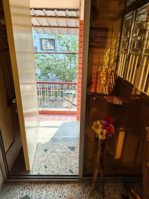 Premium Apartment, Kolkata Airport Bagian luar foto